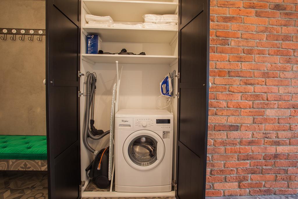 Staywin Riverfront Lofts Lägenhet Gdańsk